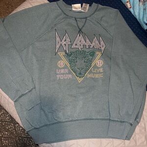 DEF LEPPARD JOGGER PANTS AND SWEATSHIRT SET